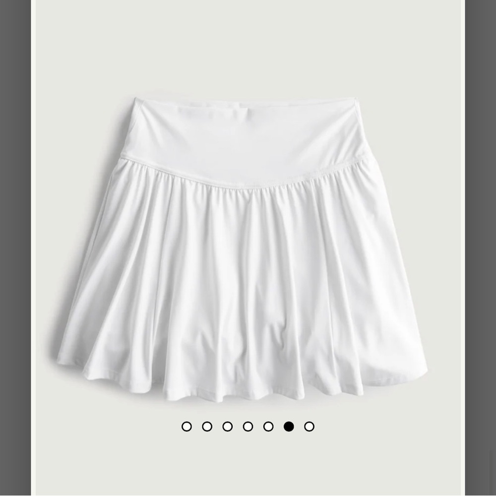 GILLY HICKS ENERGIZE ULTRA HIGH-RISE FLUTTER SKORTIE